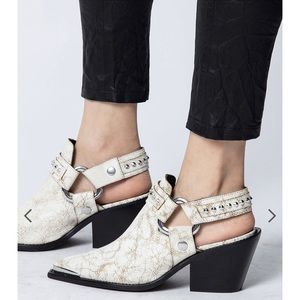 Zadig & Voltaire western leather ankle boot size 38